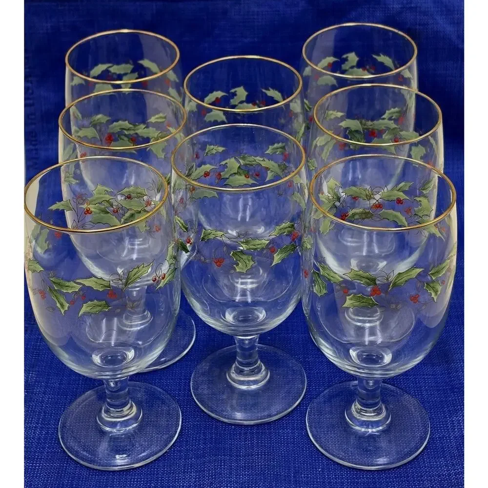 Royal Limited Holly Holiday Goblets Gold Rim Set of 8 Glasses